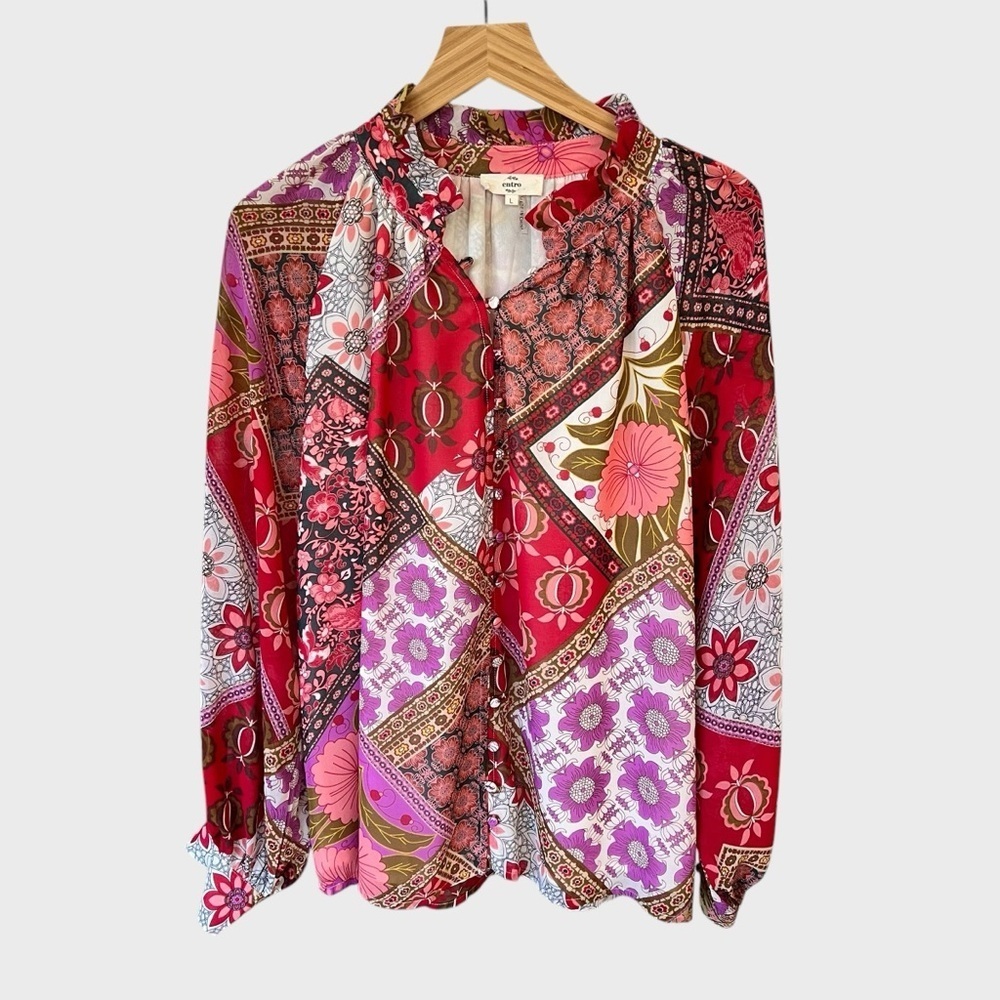 Entro Floral Top.